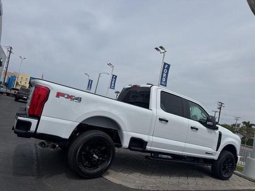 Oxford White 2026 Ford F-250 XL