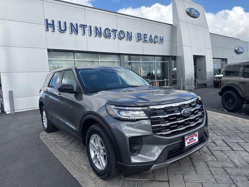 Carbonized Gray Metallic 2026 Ford Explorer Active