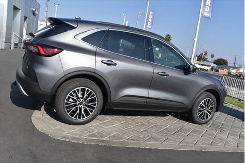 2025 Ford Escape PHEV SE
