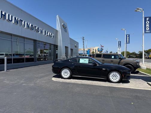 SHADOW BLACK 2026 Ford Mustang GT Premium