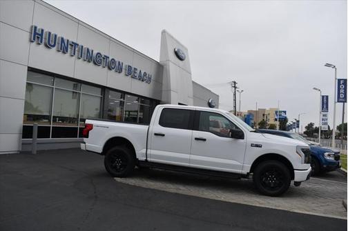 2025 Ford F-150 Lightning XLT