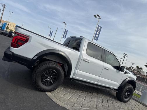 2025 Ford F-150 Raptor