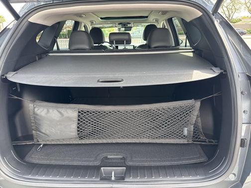 Ecotronic Gray 2025 Hyundai TUCSON Limited