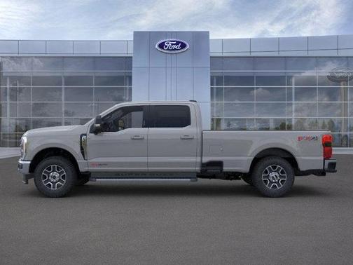 2025 Ford F-350 Lariat Super Duty