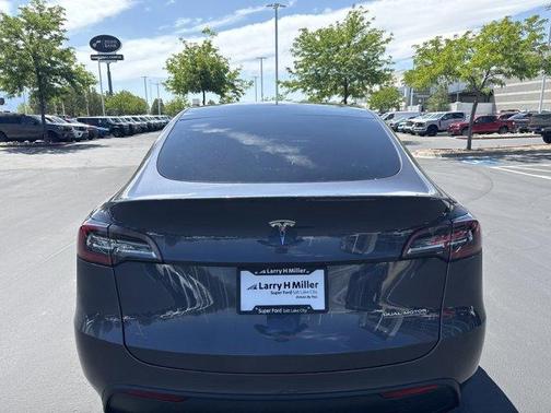 Midnight Silver Metallic 2020 Tesla Model Y Performance