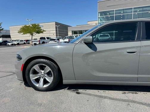 2018 Dodge Charger SXT Plus