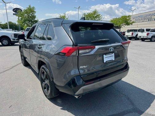 2020 Toyota RAV4 Hybrid XSE