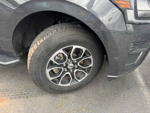 2023 Ford Expedition Max XLT