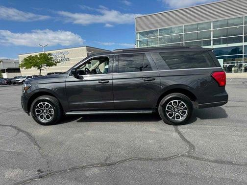 2023 Ford Expedition Max XLT