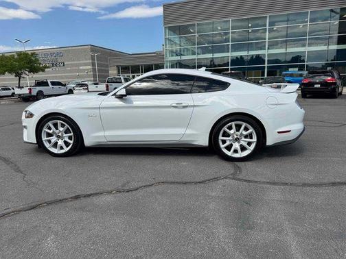 2022 Ford Mustang GT Premium
