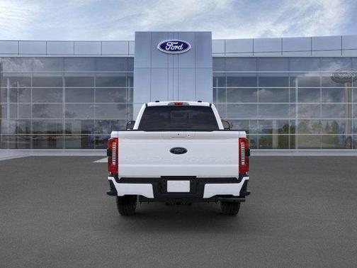 2025 Ford F-350 Lariat Super Duty