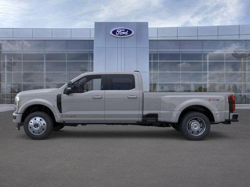 2026 Ford F-450 Platinum