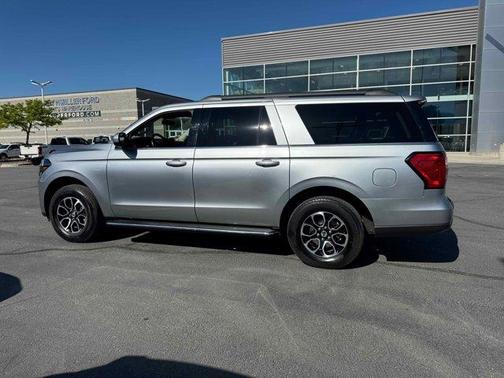 2023 Ford Expedition Max XLT
