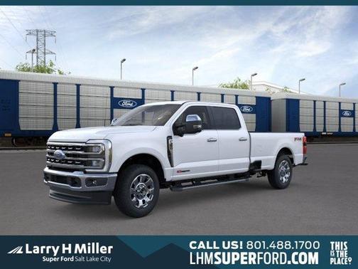 Star White 2026 Ford F-350 Lariat Super Duty