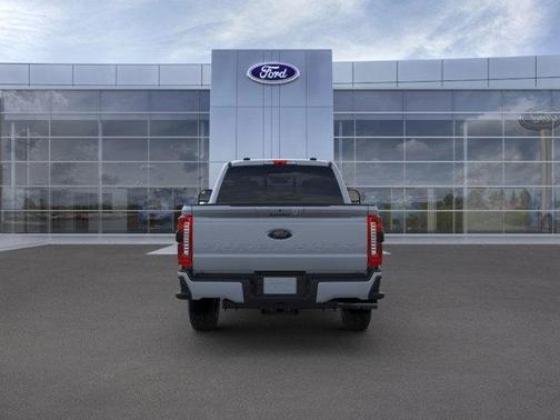 2025 Ford F-350 Lariat Super Duty