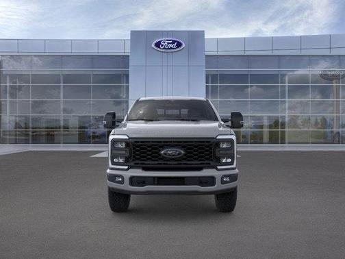 2025 Ford F-350 Lariat Super Duty