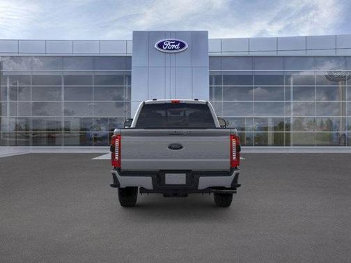 2025 Ford F-350 Lariat Super Duty