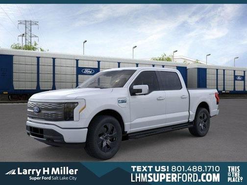 2025 Ford F-150 Lightning LARIAT