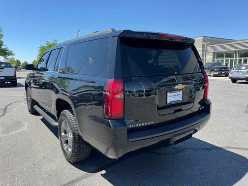 2019 Chevrolet Suburban LT
