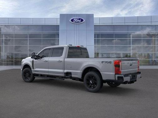 2025 Ford F-350 Lariat Super Duty