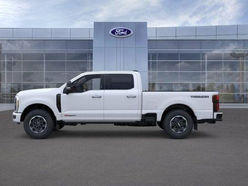 Star White 2026 Ford F-350 Platinum