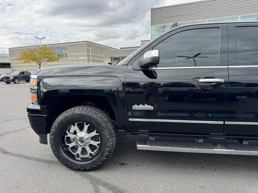 2015 Chevrolet Silverado 1500 High Country