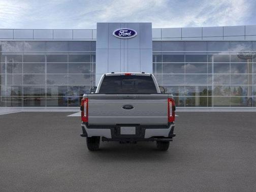 2025 Ford F-350 Lariat Super Duty
