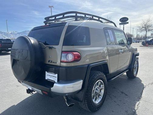 2012 Toyota FJ Cruiser Base