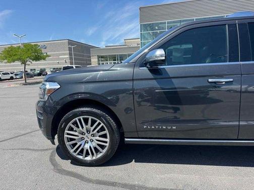 2022 Ford Expedition Max Platinum