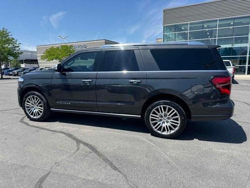 2022 Ford Expedition Max Platinum