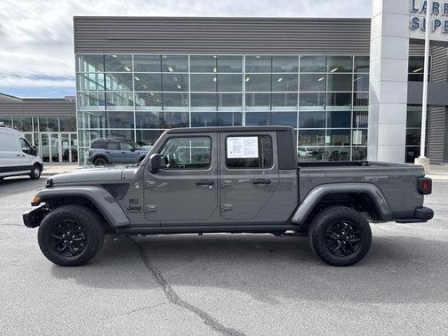 2023 Jeep Gladiator Sport