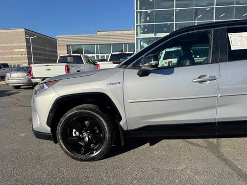 2021 Toyota RAV4 Hybrid XSE