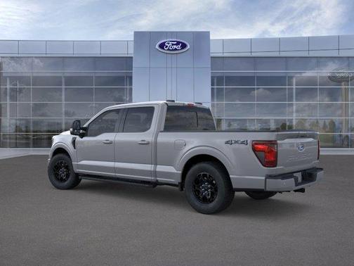 Avalanche 2026 Ford F-150 XLT