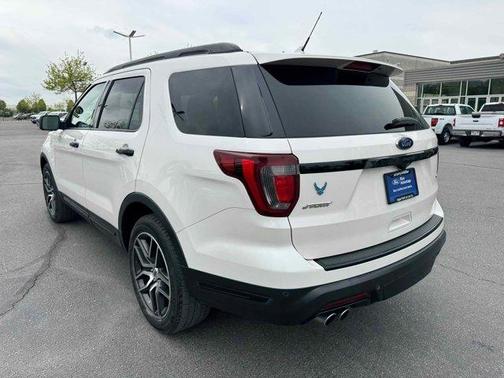 2018 Ford Explorer sport