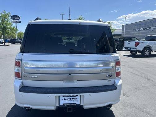 White Platinum Clearcoat Metallic 2014 Ford Flex Limited