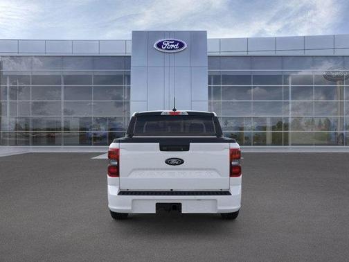 2025 Ford Maverick Lobo High