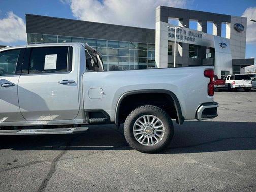 2023 Chevrolet Silverado 3500 High Country