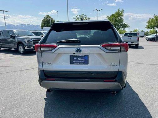 2019 Toyota RAV4 Hybrid XSE