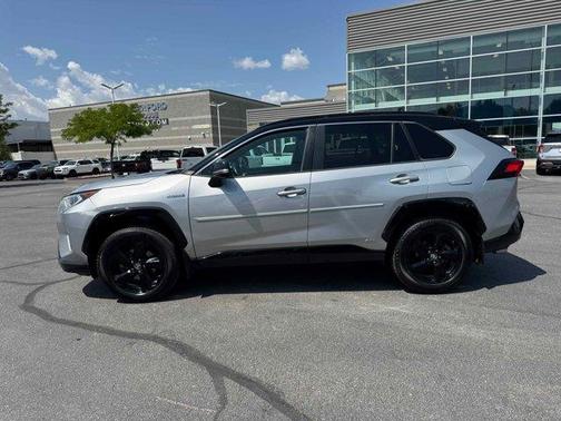 2019 Toyota RAV4 Hybrid XSE