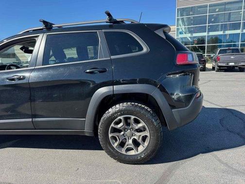 2020 Jeep Cherokee Trailhawk