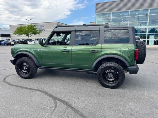 2022 Ford Bronco Black Diamond