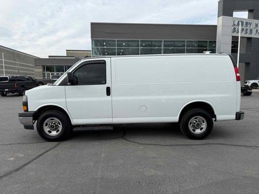 2023 GMC Savana 2500 Work Van
