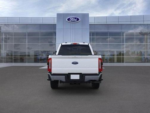 2025 Ford F-350 Lariat Super Duty