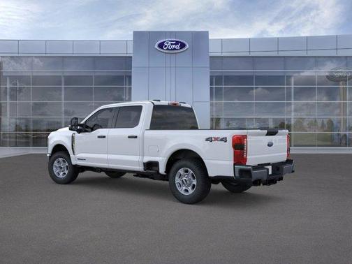 Oxford White 2026 Ford F-250 XLT
