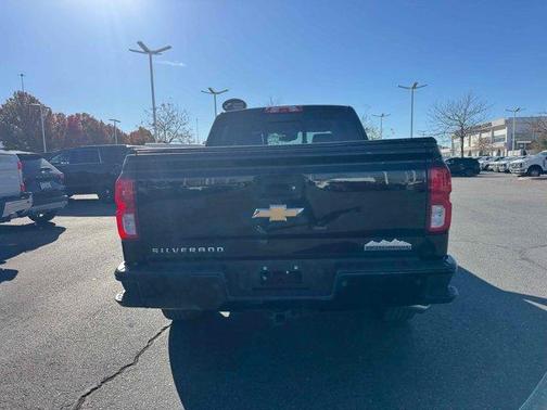 2017 Chevrolet Silverado 1500 High Country