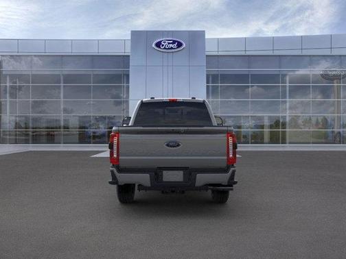 2025 Ford F-350 Lariat Super Duty