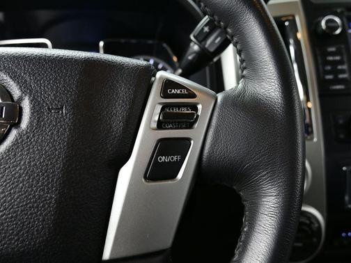 2017 Nissan Titan Platinum Reserve