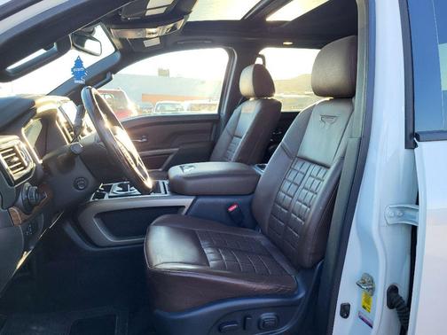 2021 Nissan Titan Platinum Reserve