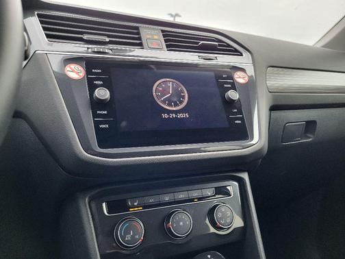 2024 Volkswagen Tiguan 2.0T Wolfsburg Edition