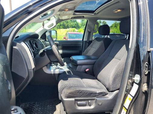 2013 Toyota Tundra SR5